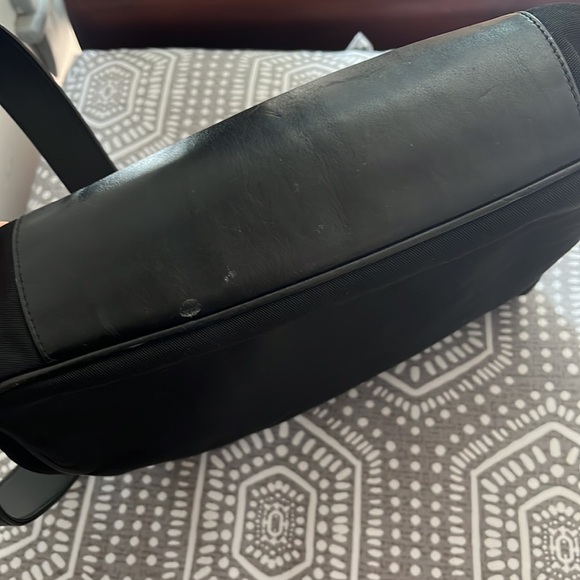 Authentic Gucci Bamboo Crossbody Shoulder Bag - Picture 4 of 12